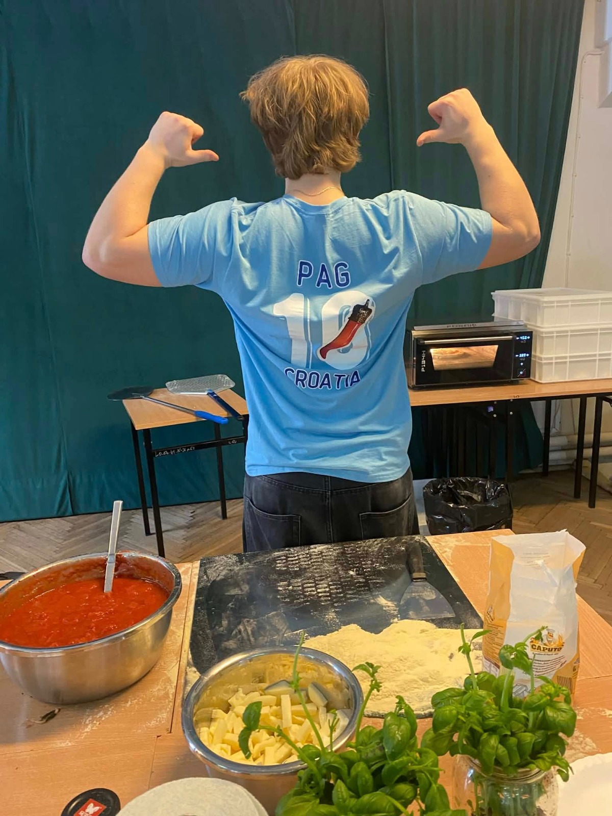 Pizza Workshop Brings Neapolitan Tradition to Maria Skłodowska-Curie High School